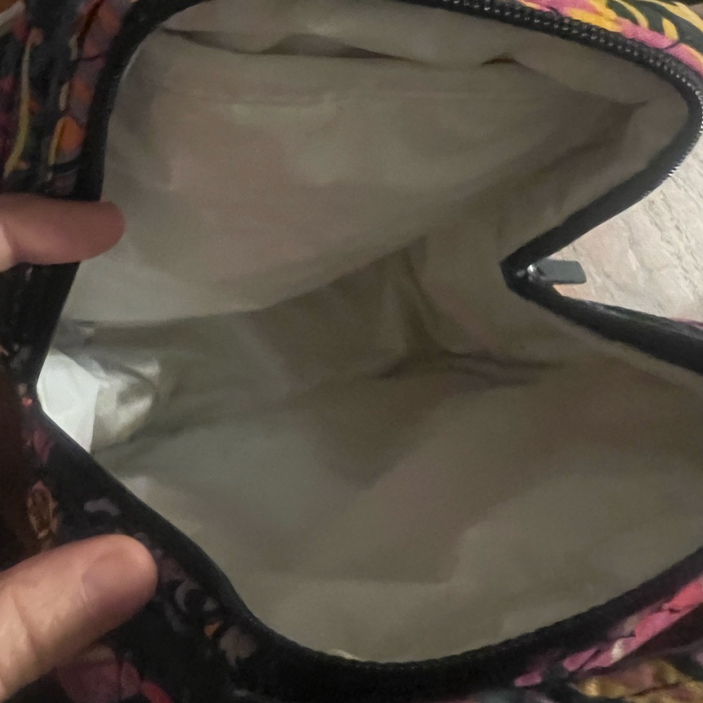 Vera Bradley Paisley Insulated Lunch Bag - Picture 4 of 6